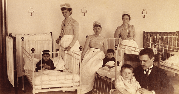 Bellevue helped train field nurses during the Civil War, leading to the first widespread adoption of professional nursing standards. (Photograph of Bellevue c. 1885–1898; Wellcome Images)