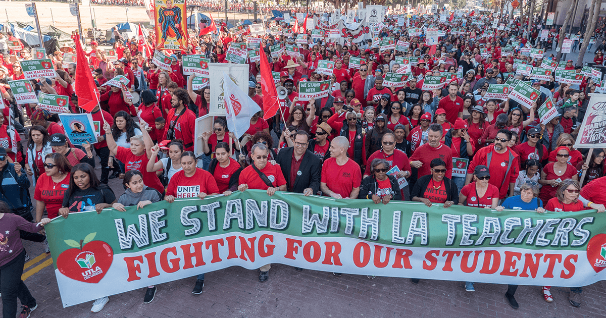 A 2014 rally in solidarity with Los Angeles teachers (Flickr/Milwaukee Teachers' Education Association)