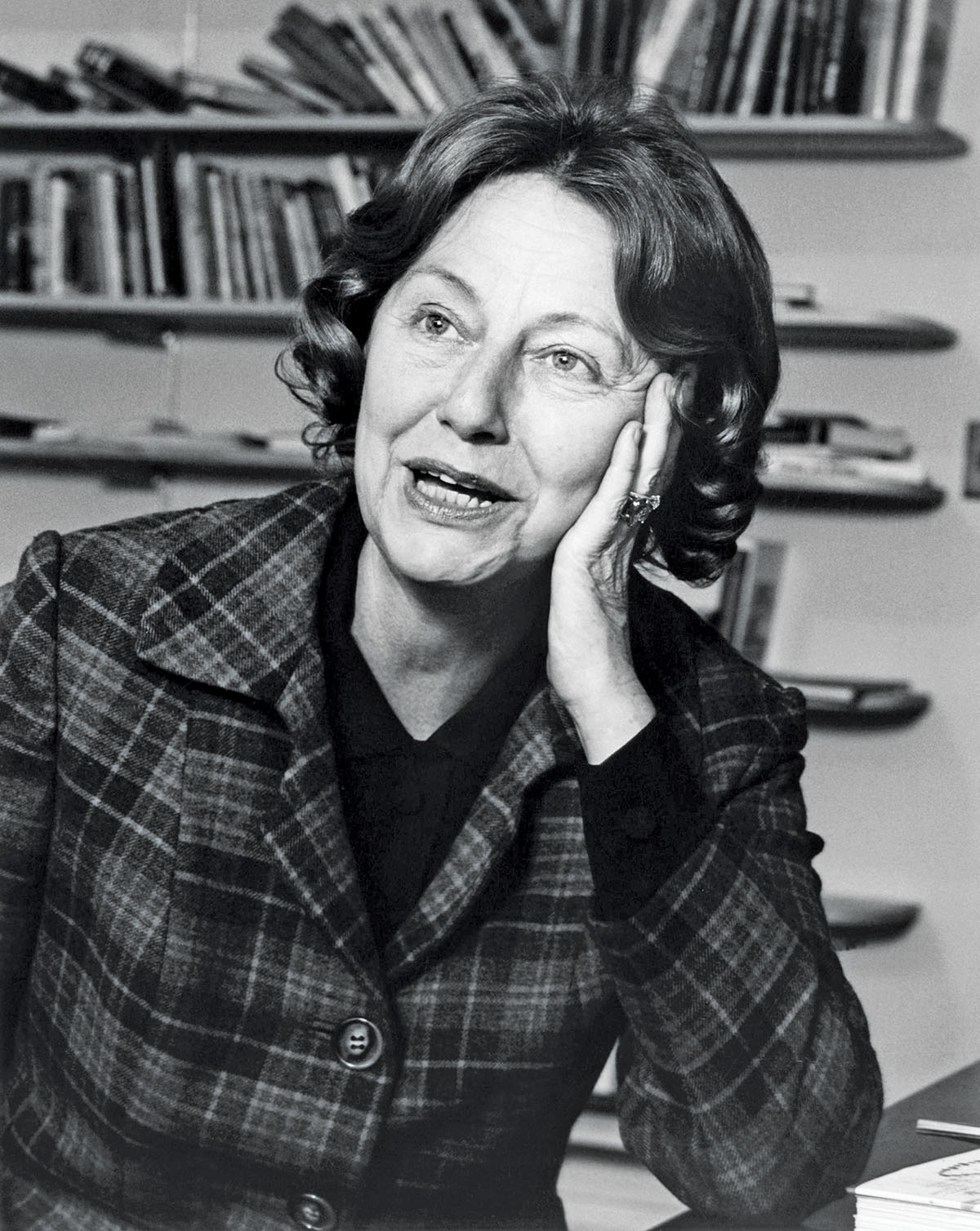 Elizabeth Hardwick in 1967, several years after she helped to found The New York Review of Books (Everett Collection Historical/Alamy)