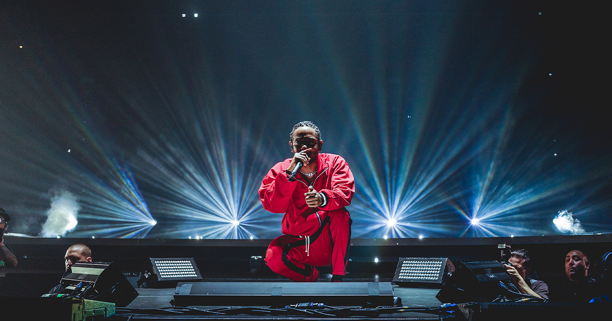 Kendrick Lamar performing at TD Garden in Boston, Massachusetts, on the The DAMN. Tour, 2017 (Wikimedia Commons)