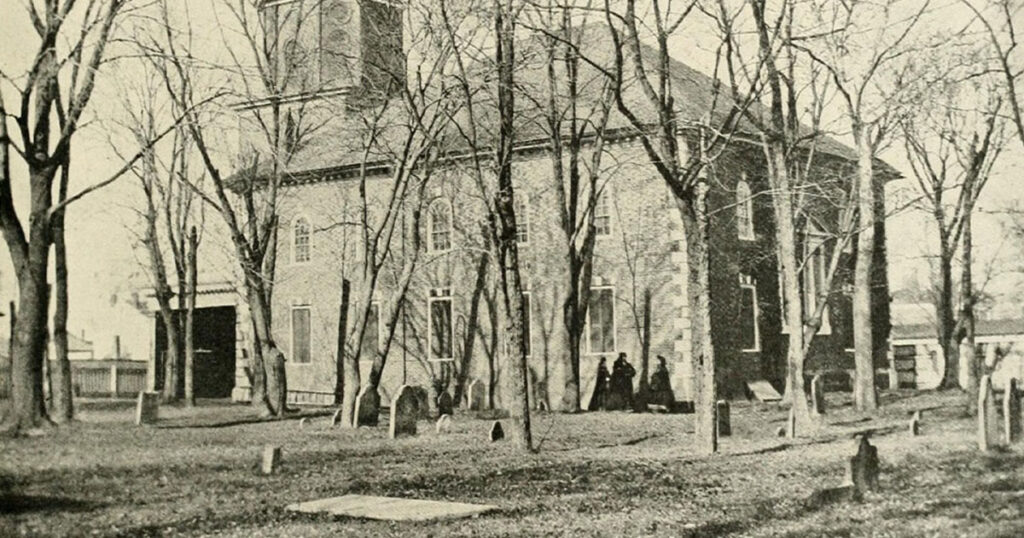 Old Christ Church in Alexandria. Virginia, attended by General Robert E. Lee in his youth and pictured here in 1911 (University of Illinois Urbana-Champaign/Wikimedia Commons)